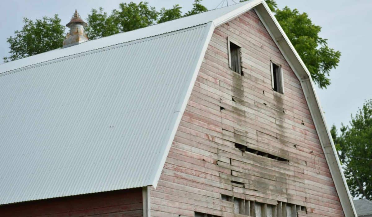 barn roof painting